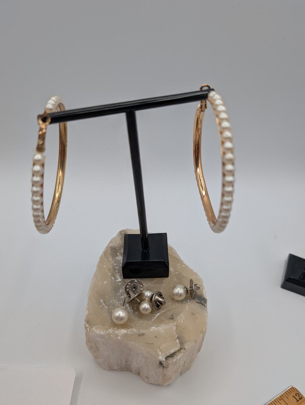 JANDY REG. Faux Pearl Gold Tone Hoop & Stud Earrings VTG Jewelry Set